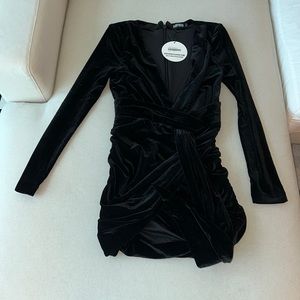 BabyBoo NWT mini black velvet dress. Size medium